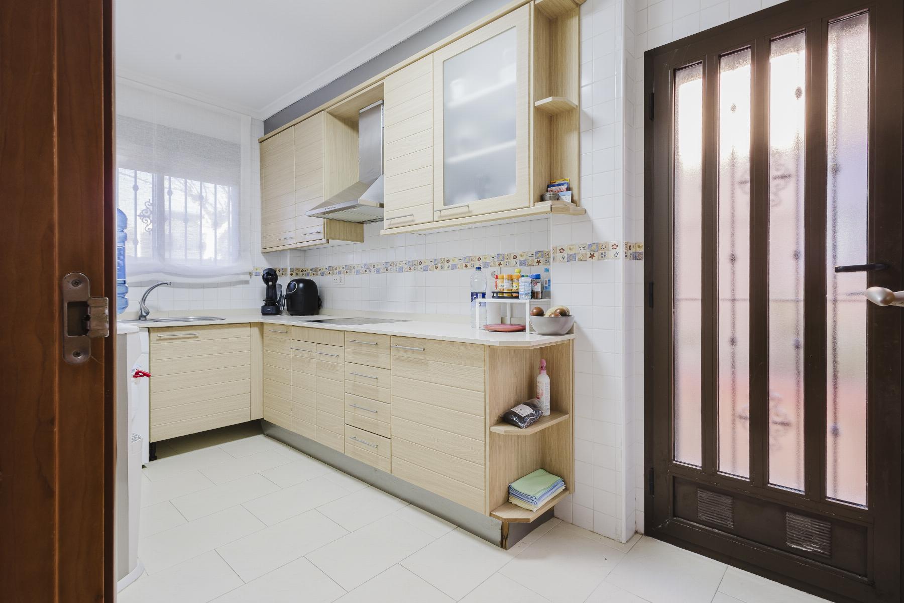 For sale - 2 Bedroom 2 Bathroom Chalet in Torrevieja - Aguas Nuevas  - Alicante