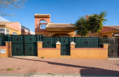 41-0311-2237/78018, 2 Bedroom 2 Bathroom Chalet in Torrevieja