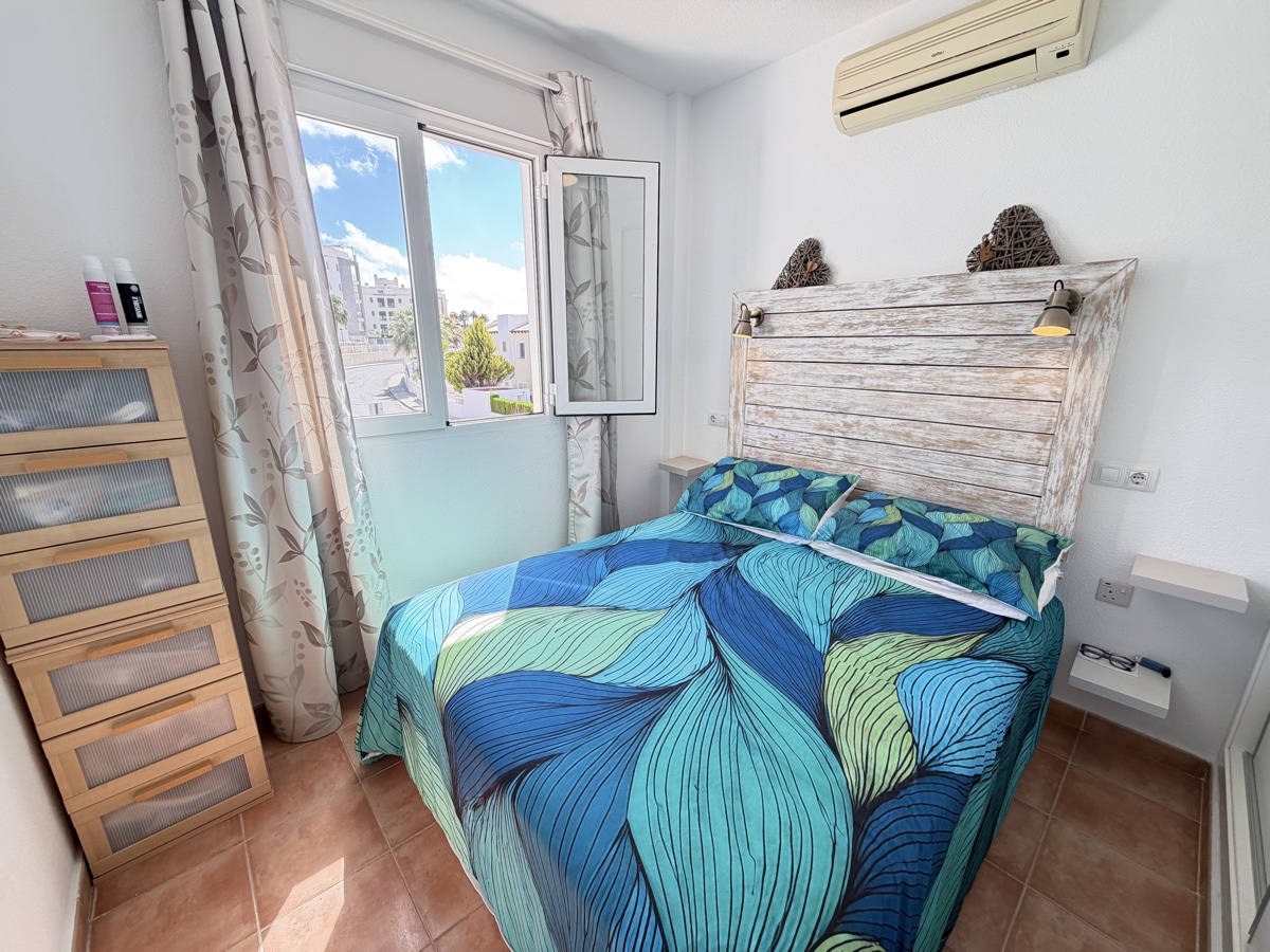 For sale - 2 Bedroom 2 Bathroom Penthouse Apartment in Villamartin - , Villamartin, Alicante, Spain - Alicante