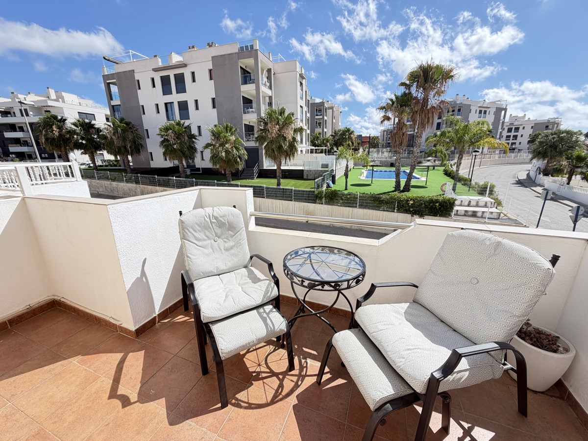 For sale - 2 Bedroom 2 Bathroom Penthouse Apartment in Villamartin - , Villamartin, Alicante, Spain - Alicante