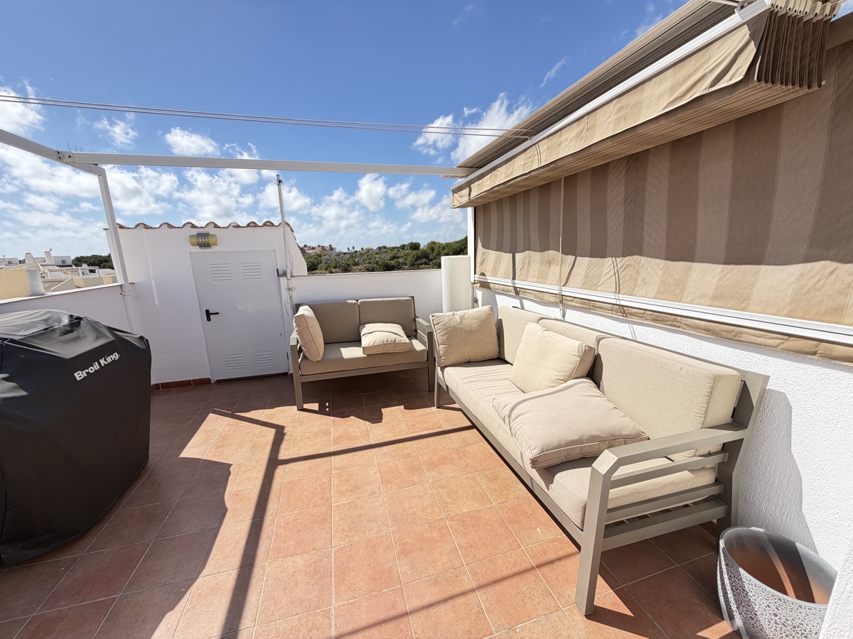 For sale - 2 Bedroom 2 Bathroom Penthouse Apartment in Villamartin - , Villamartin, Alicante, Spain - Alicante