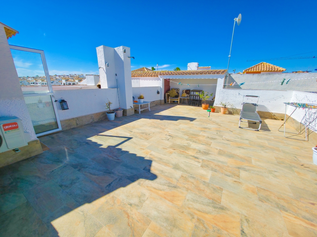 2 Bedroom 1 Bathroom Penthouse Apartment in Vistabella Golf Los Montesinos