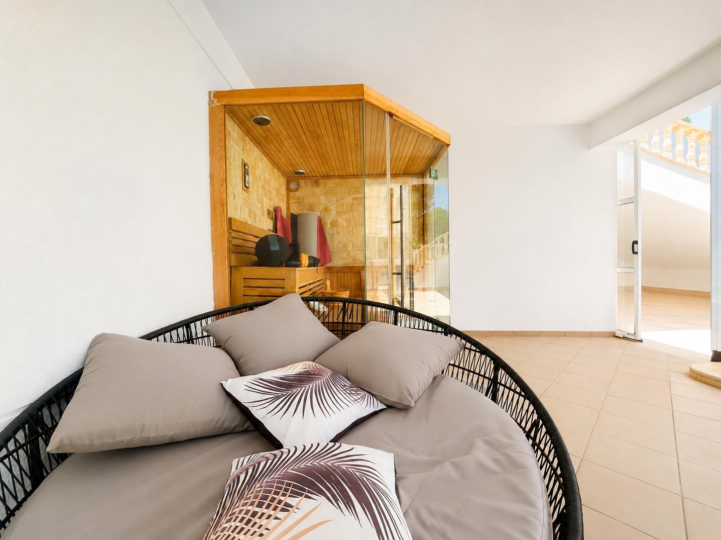 For sale - 4 Bedroom 5 Bathroom Villa in Dehesa de campoamor - Campoamor  - Alicante