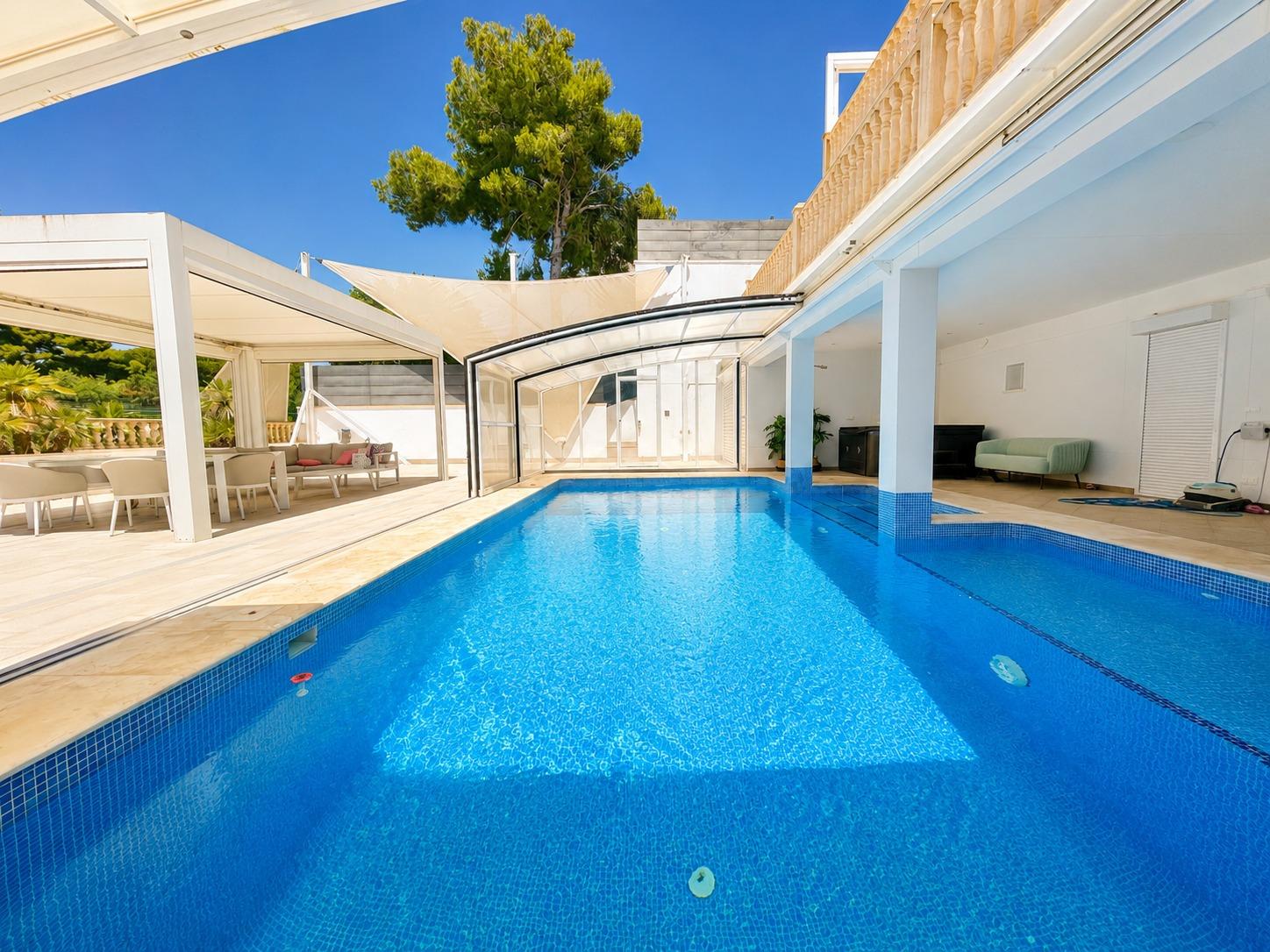 For sale - 4 Bedroom 5 Bathroom Villa in Dehesa de campoamor - Campoamor  - Alicante