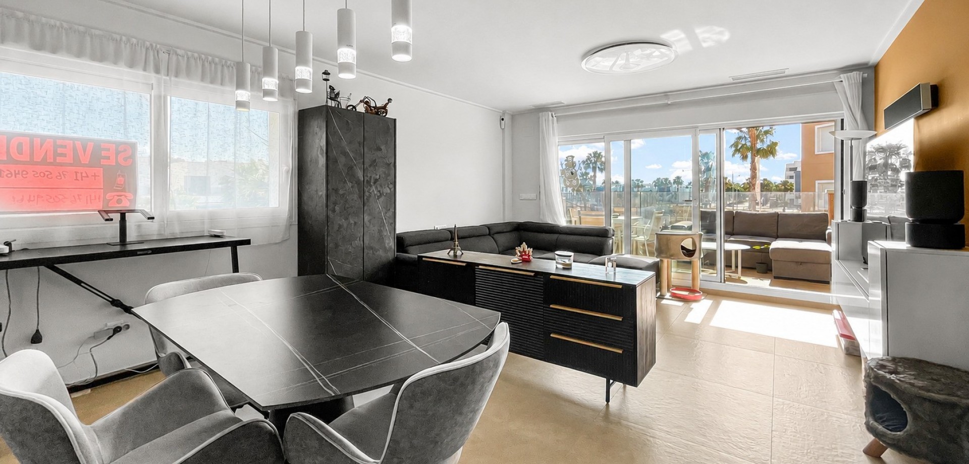 For sale - 3 Bedroom 2 Bathroom Apartment in Guardamar del Segura - El Raso  - Costa Blanca (Alicante)