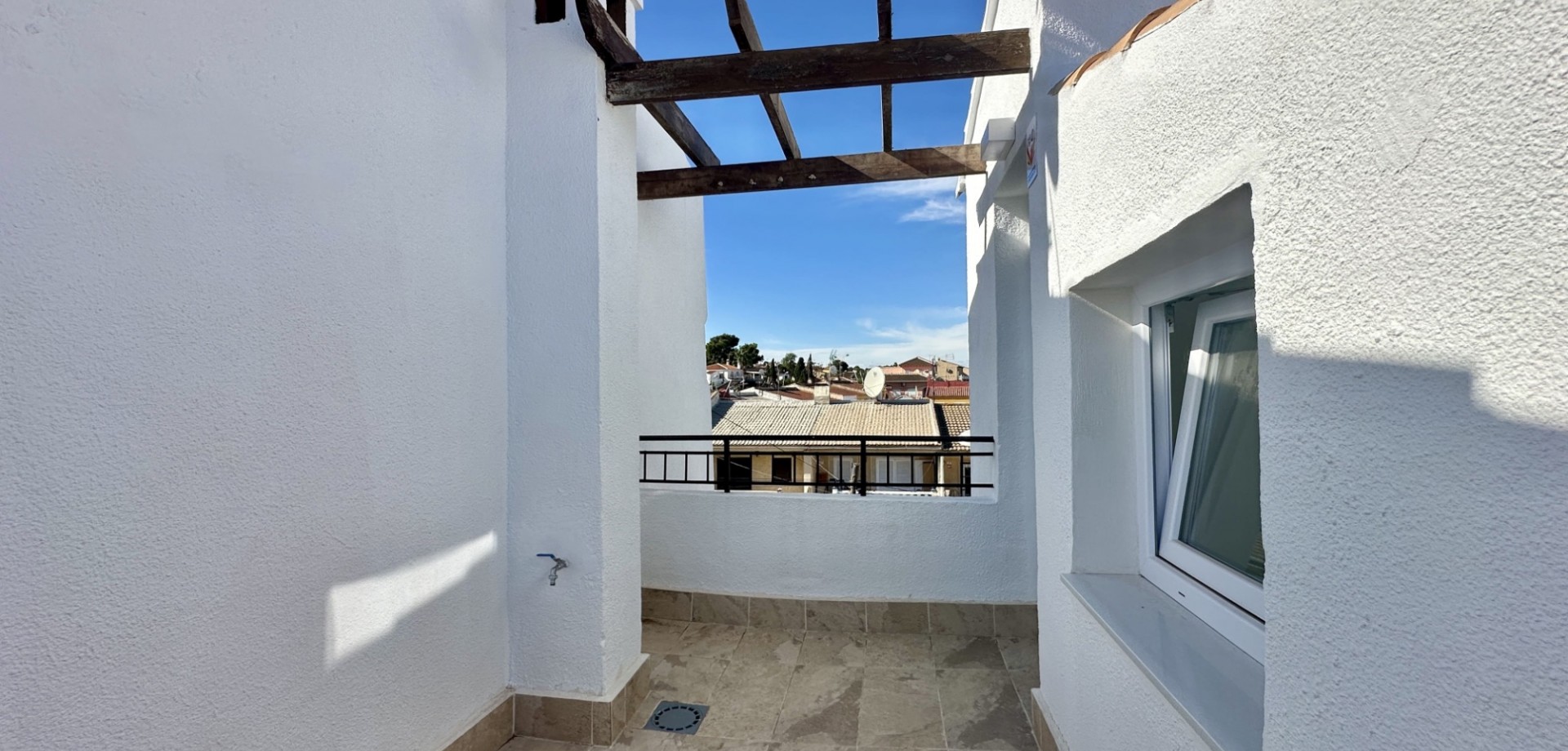 For sale - 3 Bedroom 2 Bathroom Townhouse in Torrevieja - Los Balcones - Los Altos del Edén  - Alicante