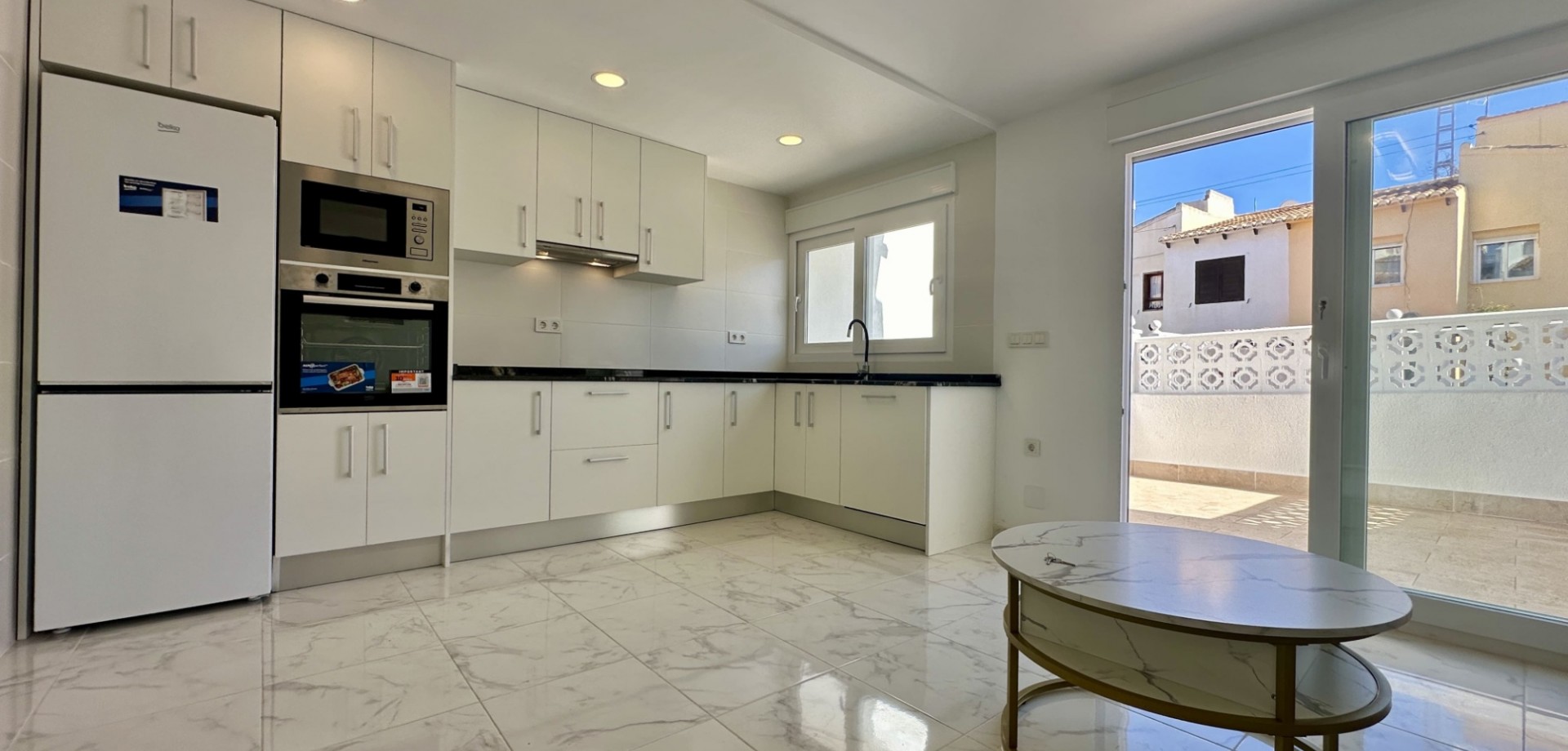 For sale - 3 Bedroom 2 Bathroom Townhouse in Torrevieja - Los Balcones - Los Altos del Edén  - Alicante