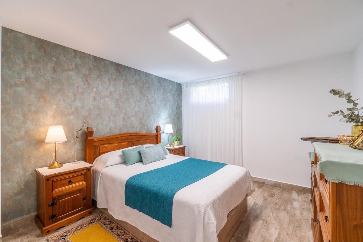For sale - 4 Bedroom 3 Bathroom Villa in Villamartin - Las filipinas  - Alicante
