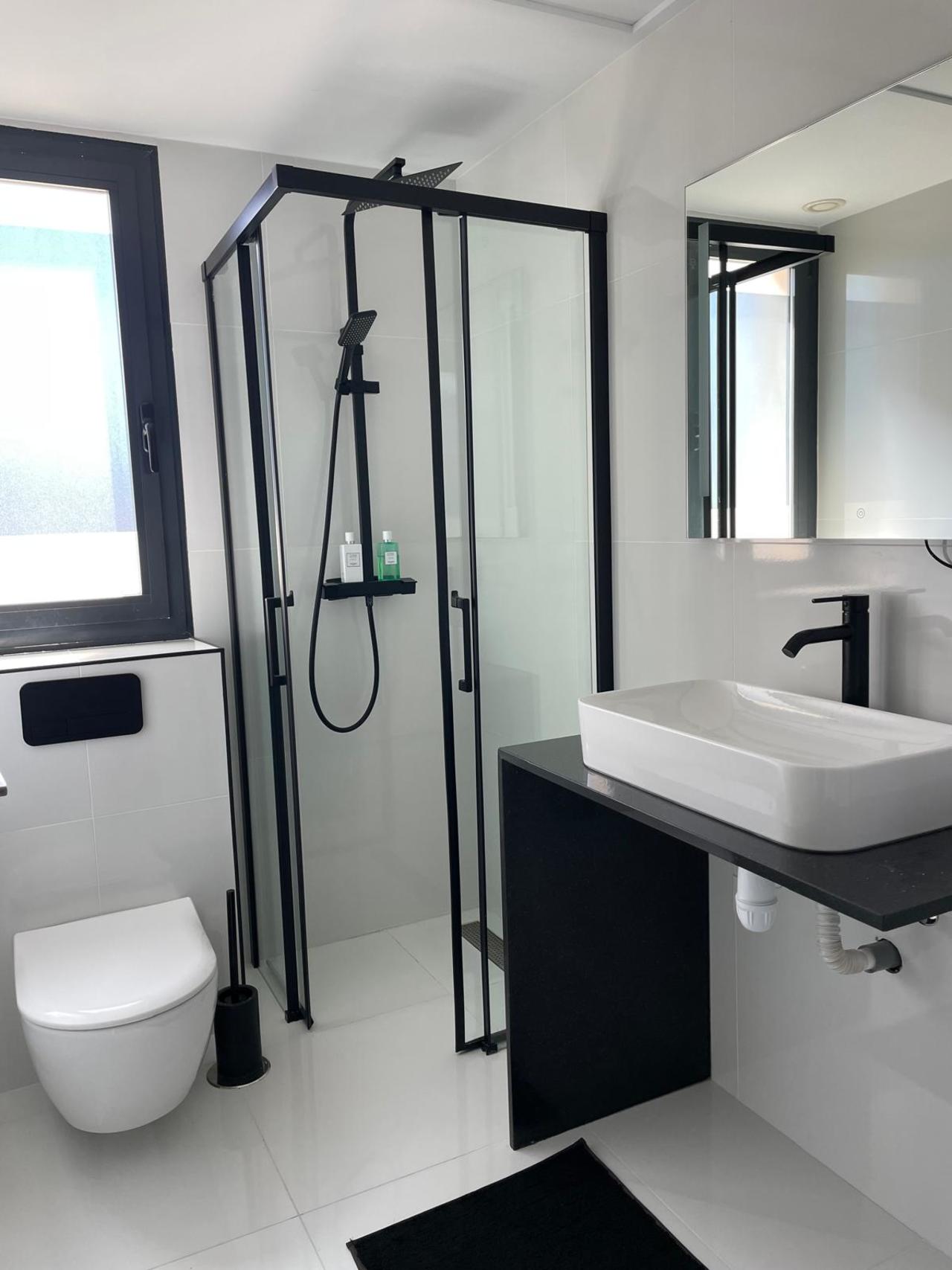 For sale - 2 Bedroom 2 Bathroom Apartment in Villamartin - Costa Blanca  - Alicante