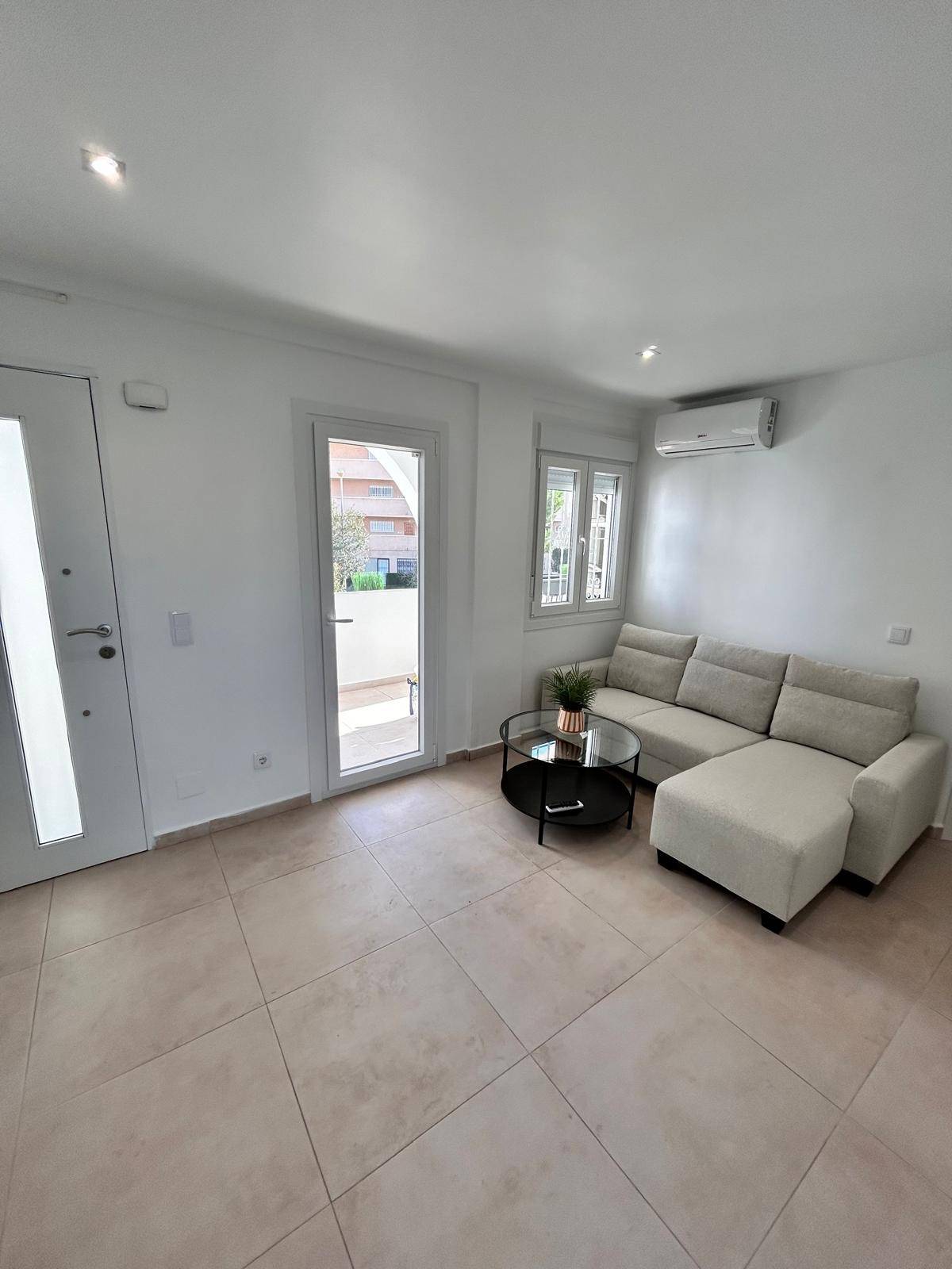 For sale - 2 Bedroom 1 Bathroom Apartment in Orihuela Costa - La Regia  - Alicante