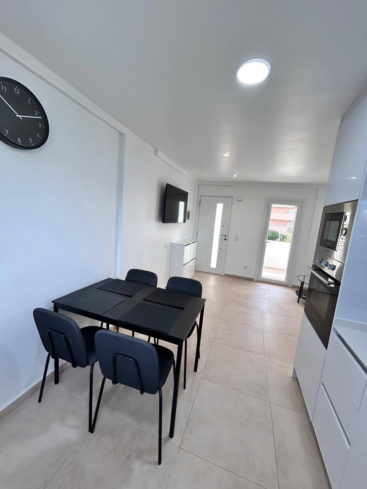 For sale - 2 Bedroom 1 Bathroom Apartment in Orihuela Costa - La Regia  - Alicante