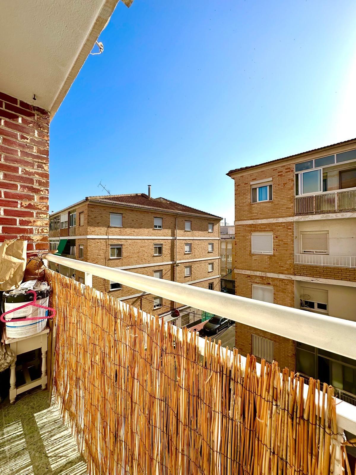 For sale - 3 Bedroom 1 Bathroom Apartment in Torrevieja - Estacion De Autobuses  - Alicante