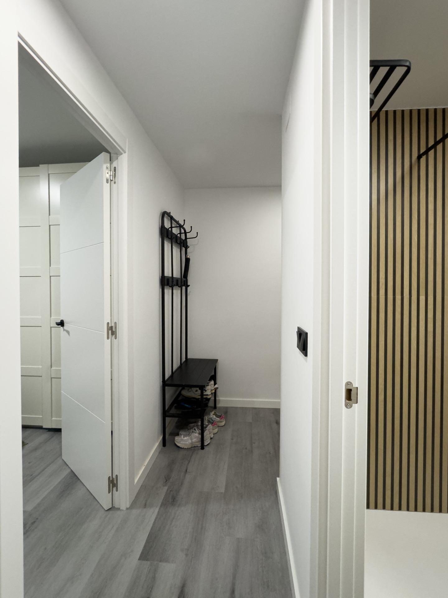 For sale - 2 Bedroom 1 Bathroom Apartment in Torrevieja - Curva Del Palangre  - Alicante