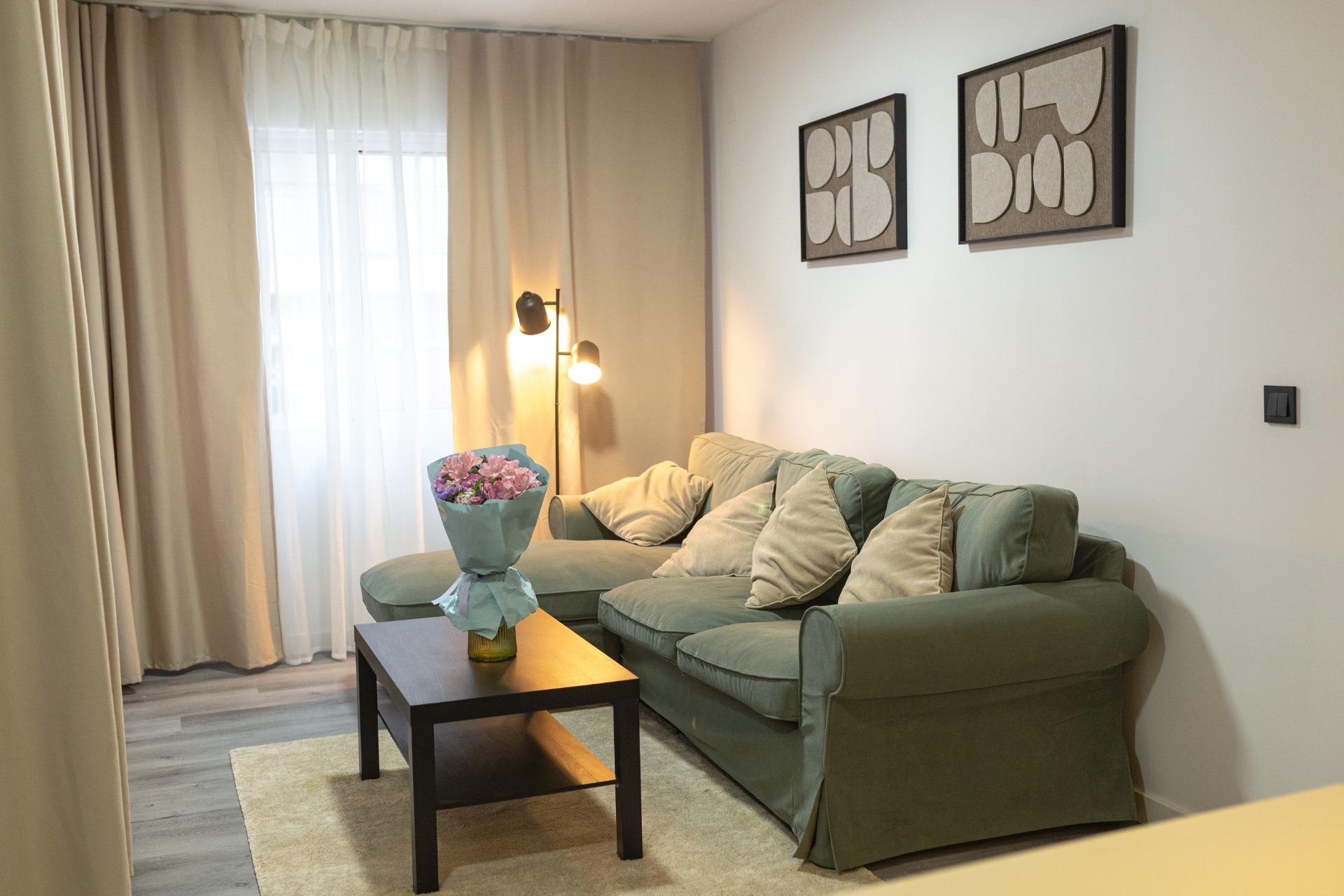 For sale - 2 Bedroom 1 Bathroom Apartment in Torrevieja - Curva Del Palangre  - Alicante