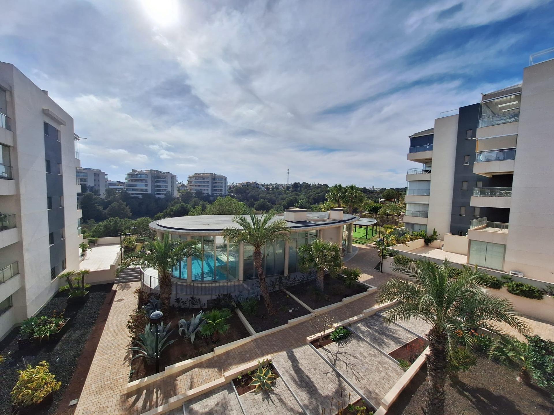 For sale - 3 Bedroom 2 Bathroom Apartment in Orihuela Costa - Los Dolses  - Alicante