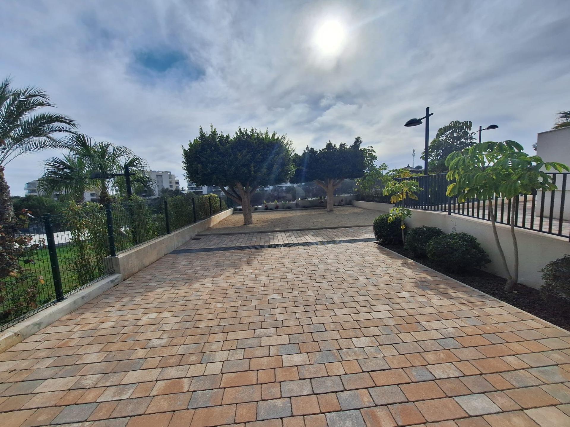 For sale - 3 Bedroom 2 Bathroom Apartment in Orihuela Costa - Los Dolses  - Alicante