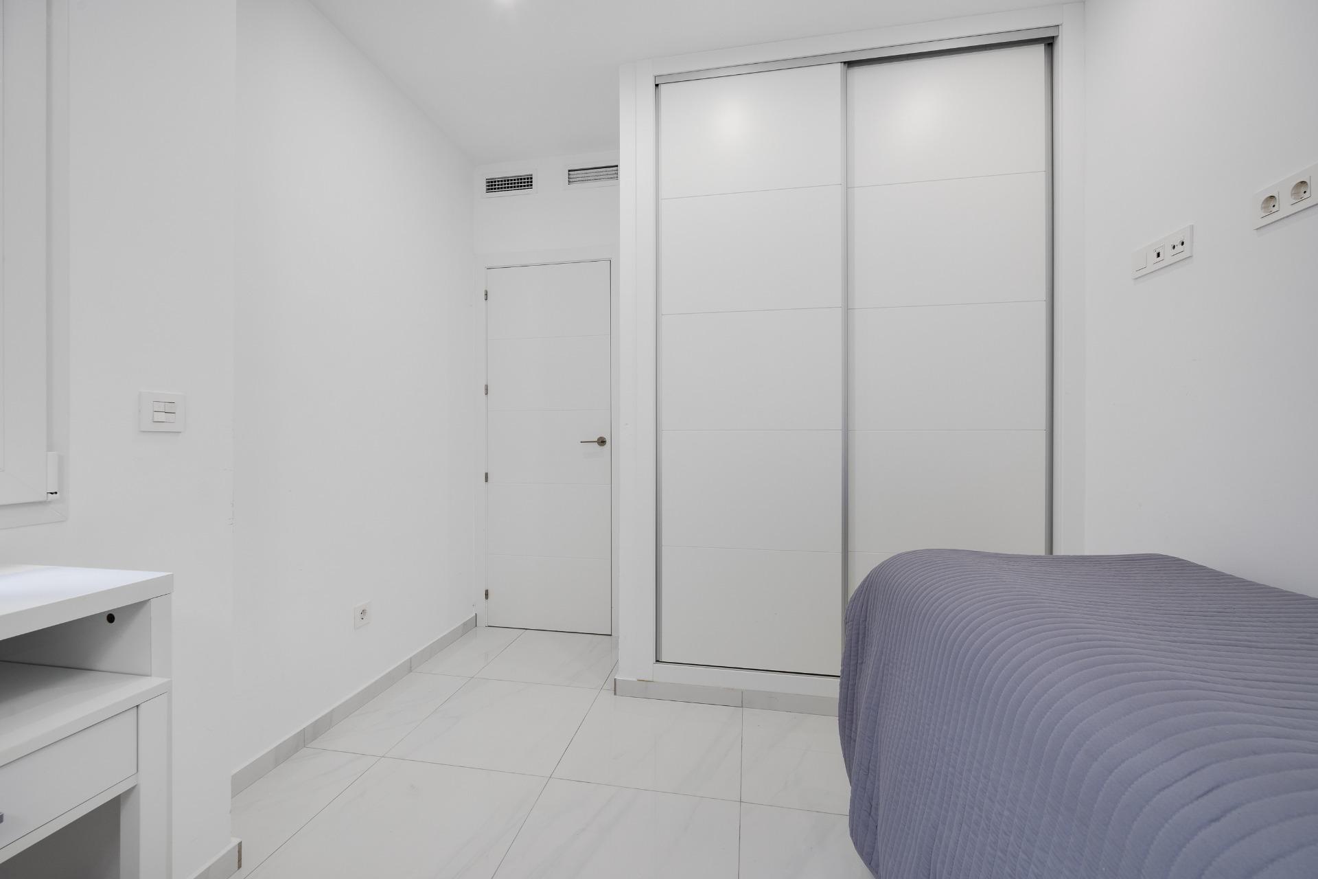For sale - 3 Bedroom 3 Bathroom Town House in Torrevieja - Los Balcones  - Alicante
