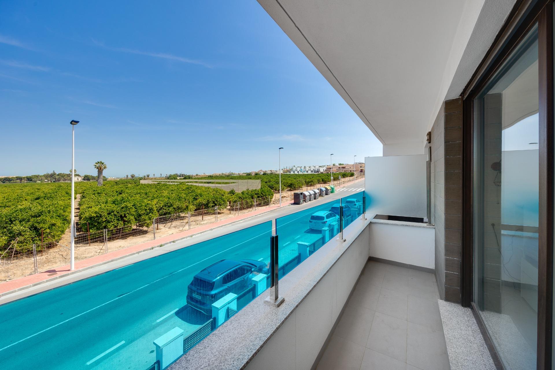 For sale - 3 Bedroom 3 Bathroom Town House in Torrevieja - Los Balcones  - Alicante
