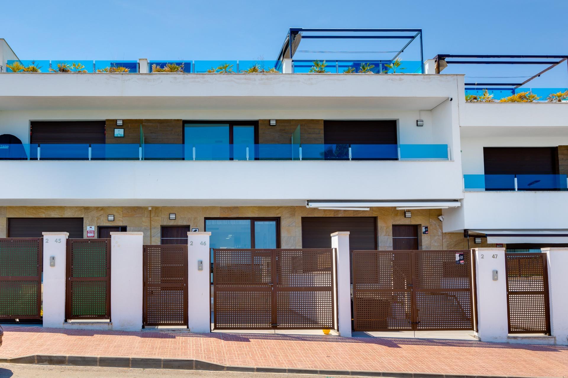 For sale - 3 Bedroom 3 Bathroom Town House in Torrevieja - Los Balcones  - Alicante