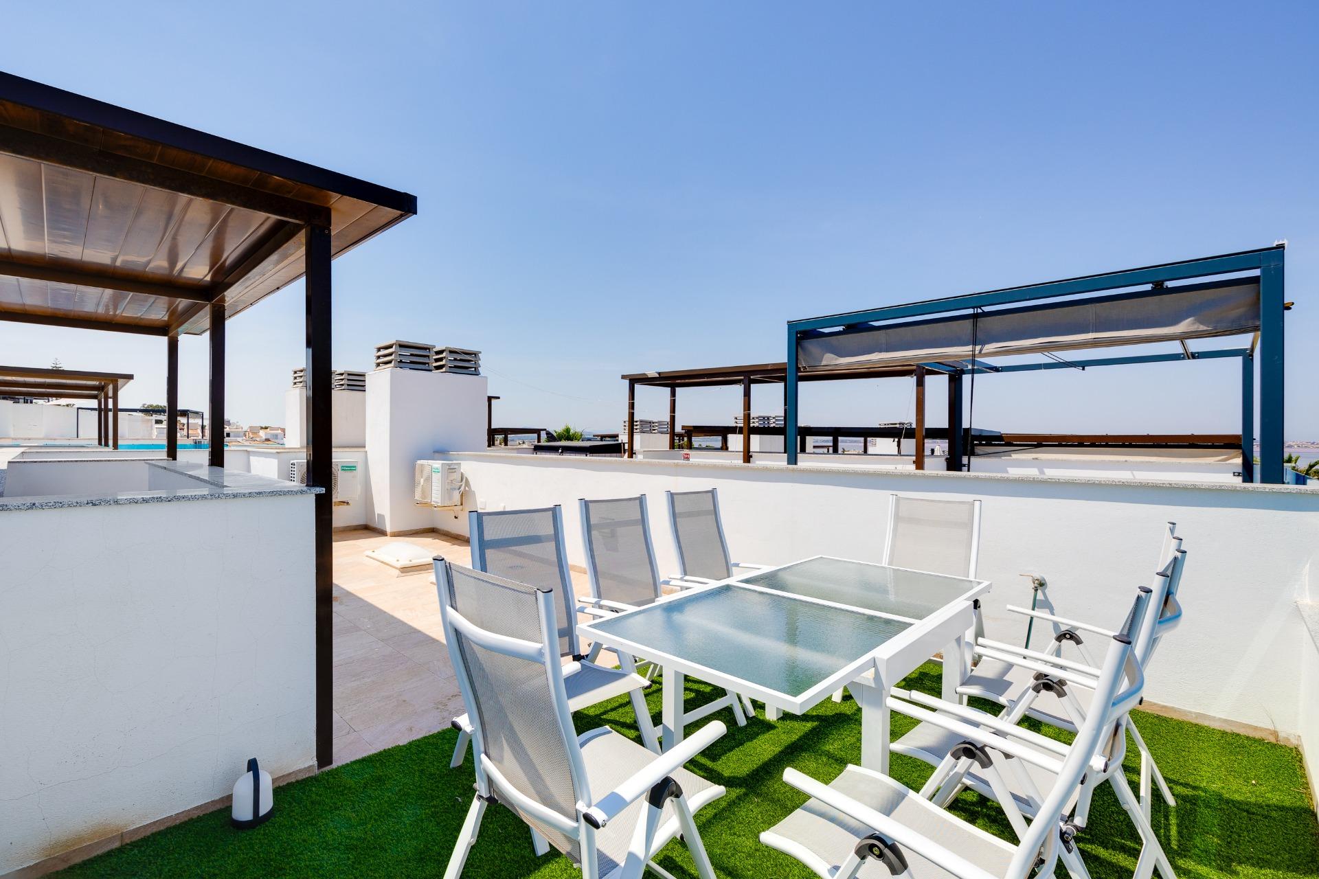 For sale - 3 Bedroom 3 Bathroom Town House in Torrevieja - Los Balcones  - Alicante