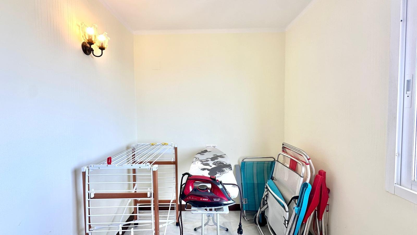 For sale - 3 Bedroom 2 Bathroom Apartment in Torrevieja - Los Frutales  - Alicante
