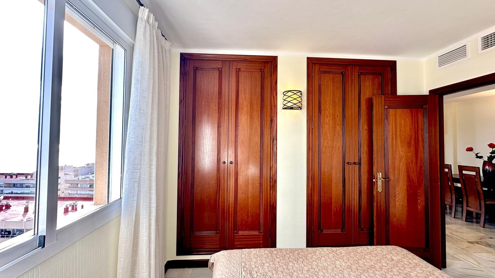 For sale - 3 Bedroom 2 Bathroom Apartment in Torrevieja - Los Frutales  - Alicante