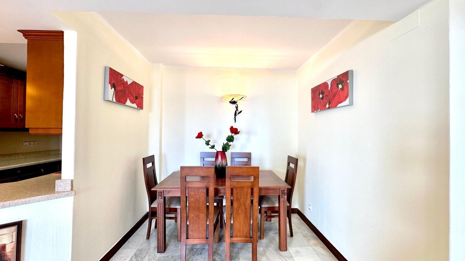 For sale - 3 Bedroom 2 Bathroom Apartment in Torrevieja - Los Frutales  - Alicante