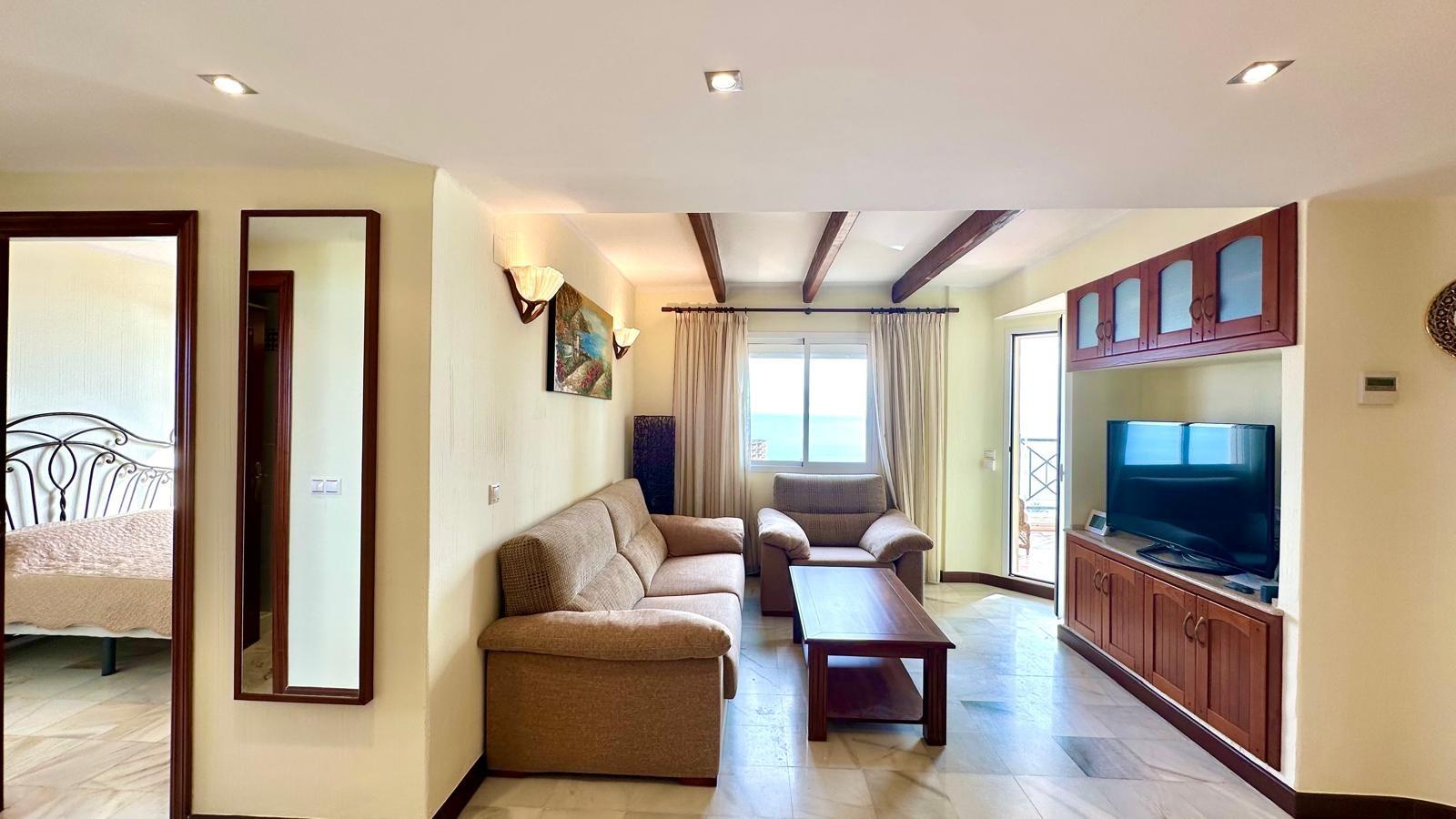 For sale - 3 Bedroom 2 Bathroom Apartment in Torrevieja - Los Frutales  - Alicante