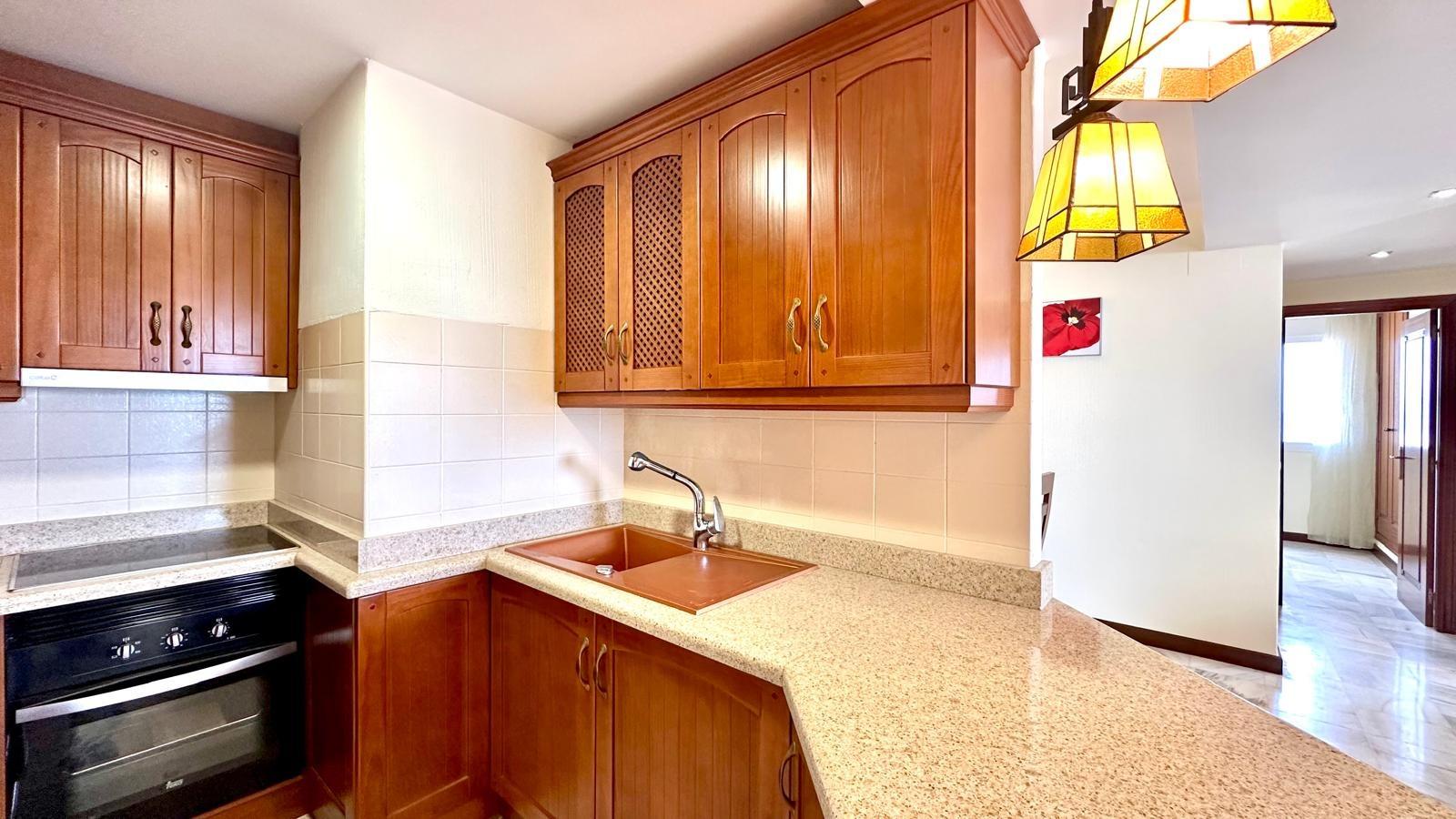 For sale - 3 Bedroom 2 Bathroom Apartment in Torrevieja - Los Frutales  - Alicante