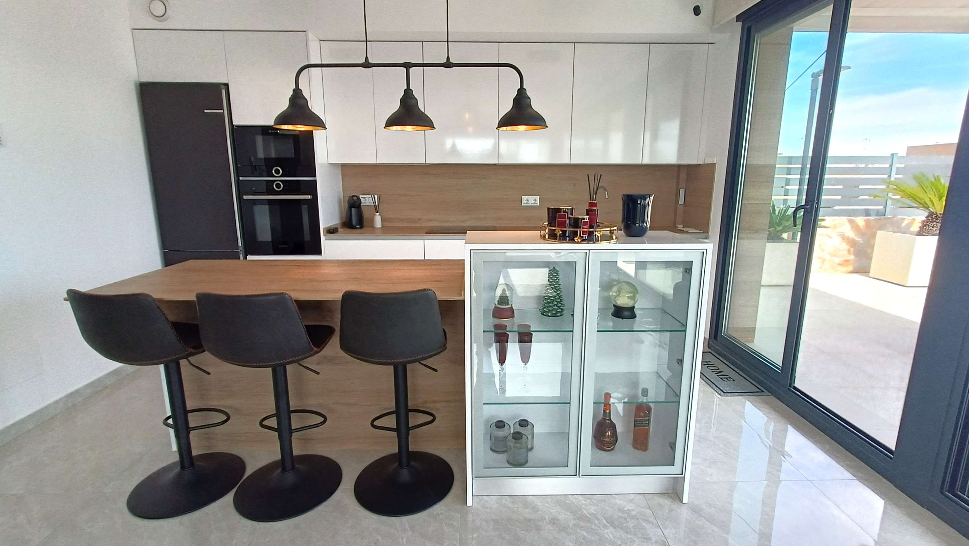 For sale - 3 Bedroom 4 Bathroom Villa in Algorfa - Inland  - Alicante