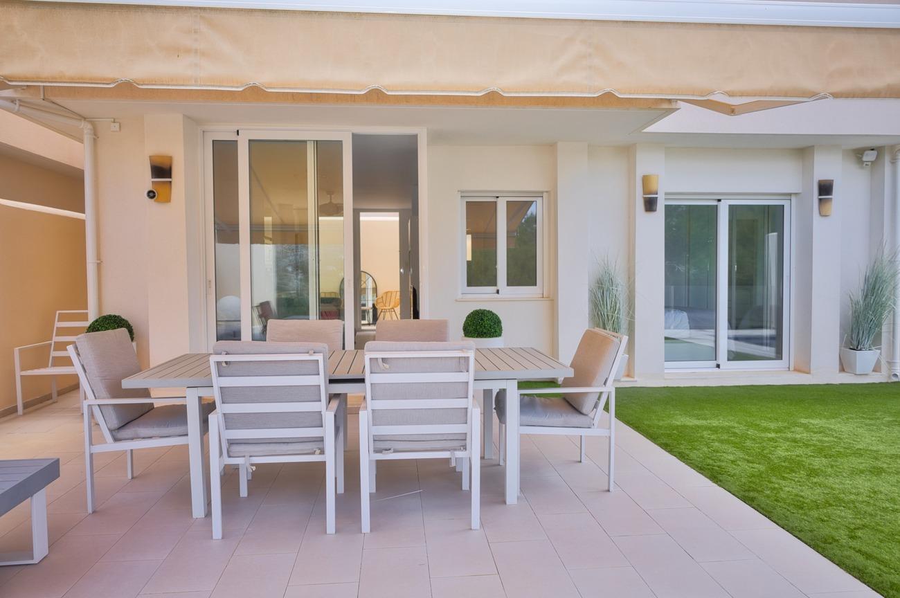 For sale - 4 Bedroom 3 Bathroom Town House in Orihuela Costa - Lomas De Don Juan  - Alicante