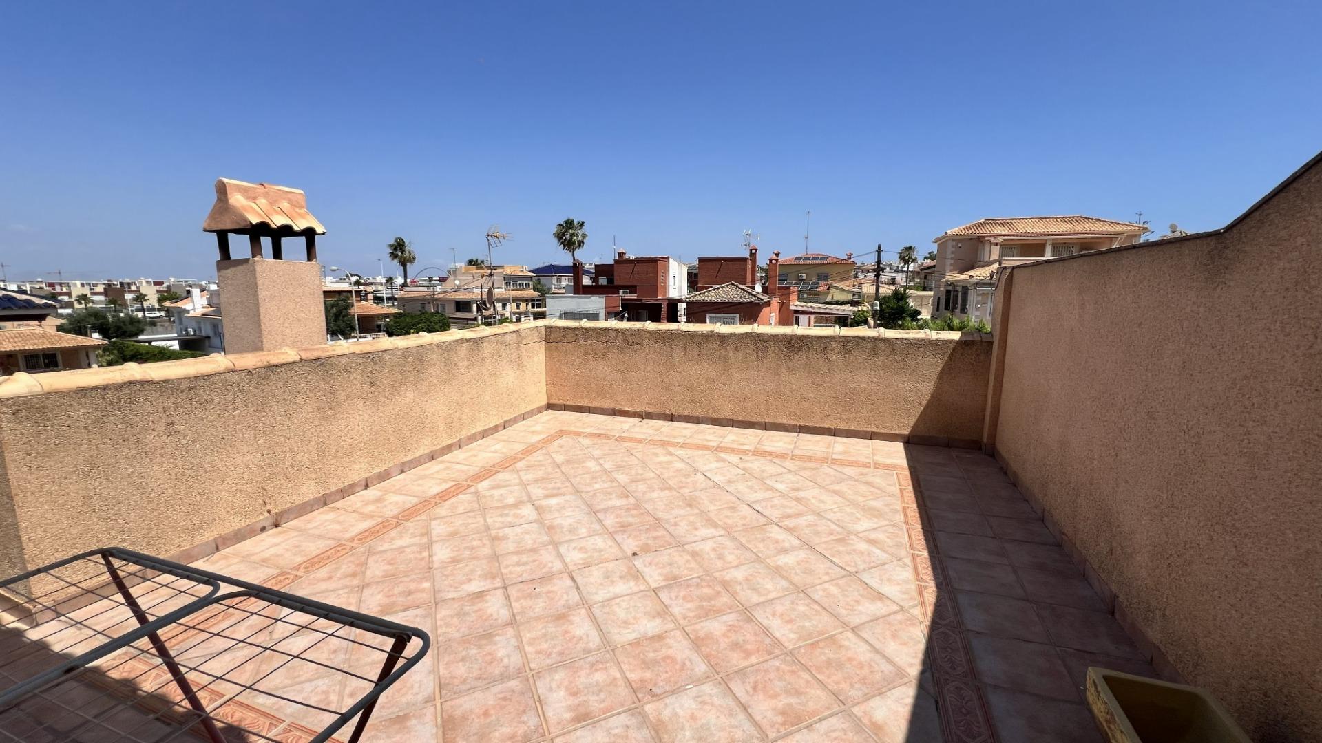 For sale - 4 Bedroom 2 Bathroom Semi Detached in Torrevieja - aguas nuevas  - Alicante