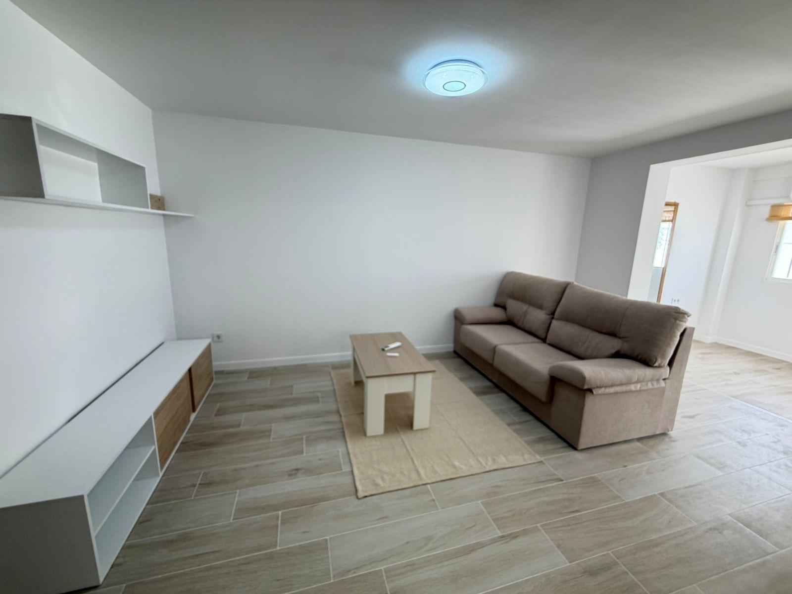 For sale - 2 Bedroom 2 Bathroom Town House in Torrevieja - Sector 25  - Alicante