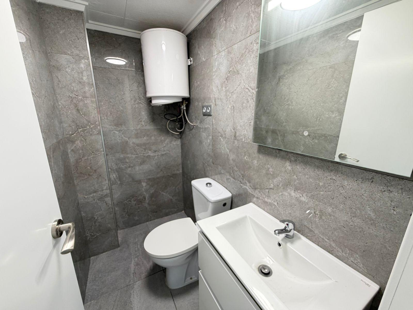 For sale - 2 Bedroom 2 Bathroom Town House in Torrevieja - Sector 25  - Alicante