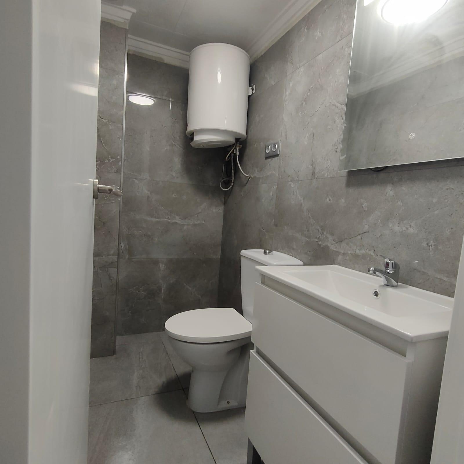 For sale - 2 Bedroom 2 Bathroom Town House in Torrevieja - Sector 25  - Alicante