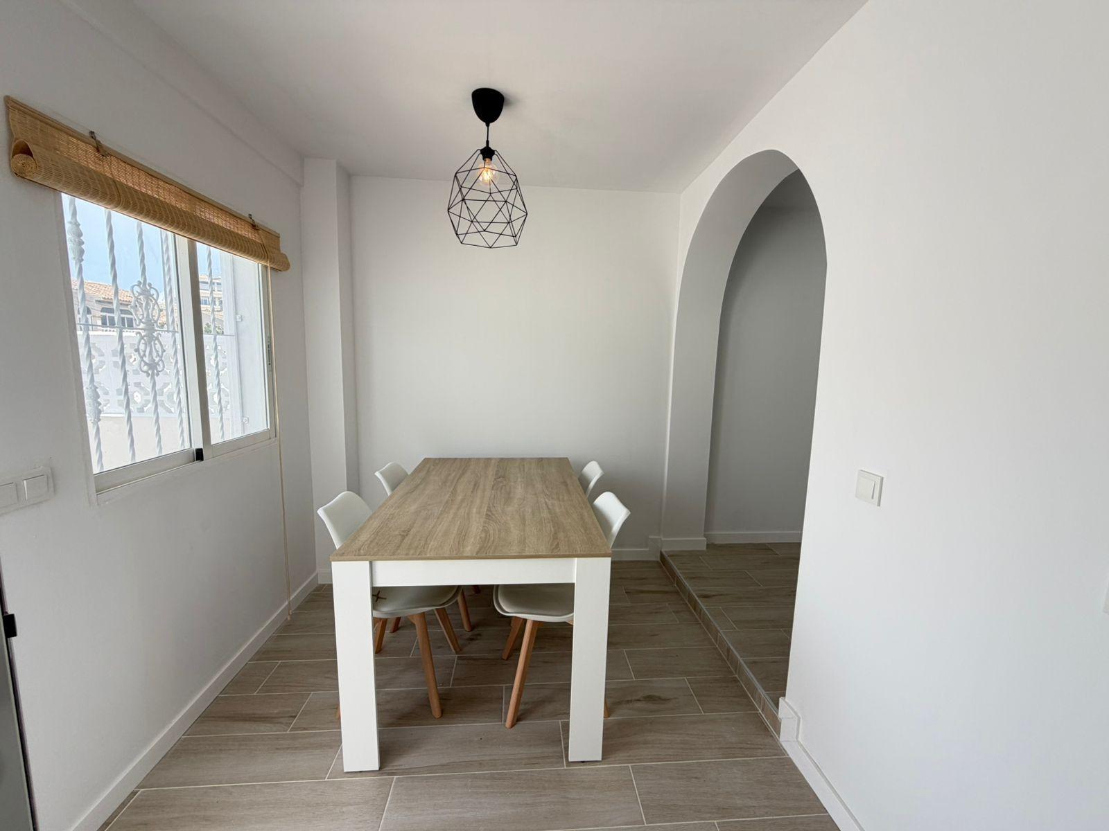 For sale - 2 Bedroom 2 Bathroom Town House in Torrevieja - Sector 25  - Alicante