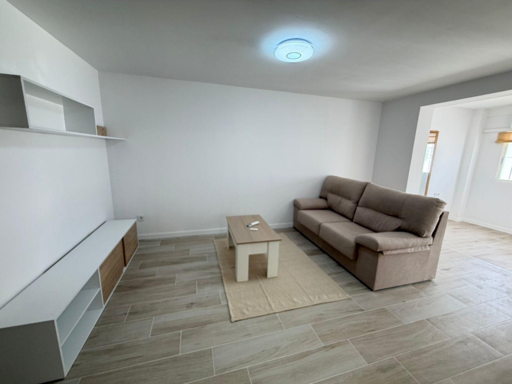2 Bedroom 2 Bathroom Town House in Torrevieja