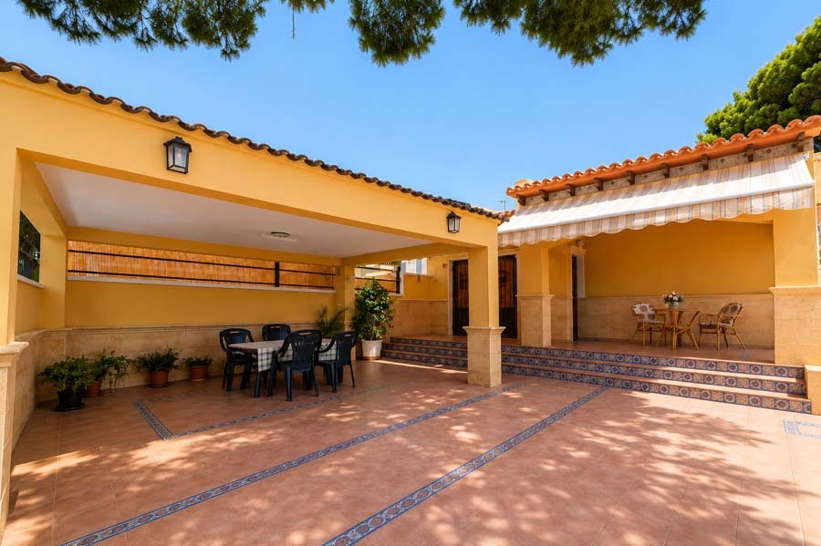For sale - 3 Bedroom 2 Bathroom Semi Detached in Orihuela Costa - Punta Prima  - Alicante