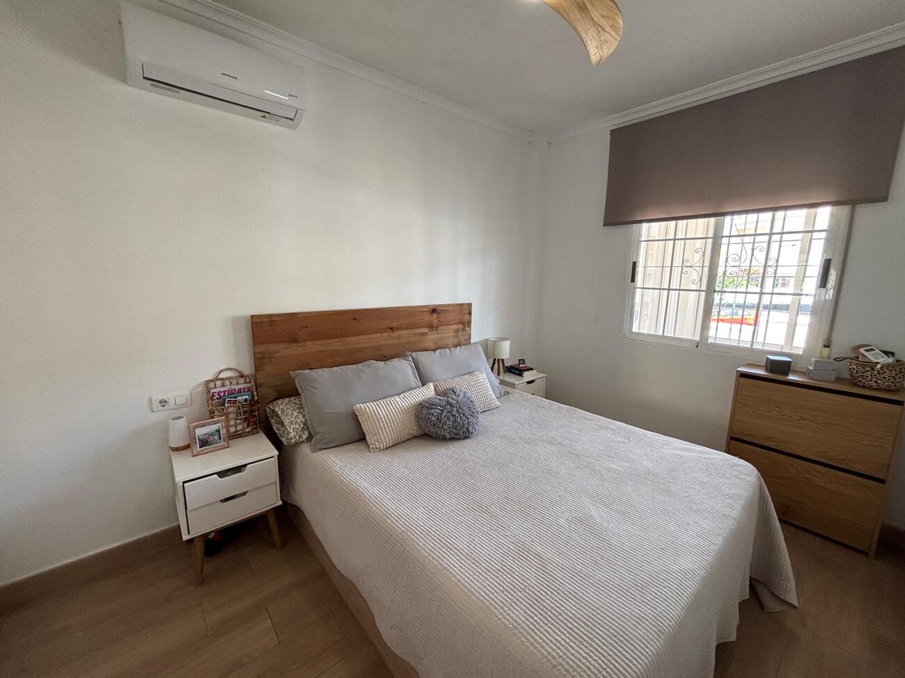 For sale - 2 Bedroom 1 Bathroom Apartment in Torrevieja - Costa Blanca  - Alicante
