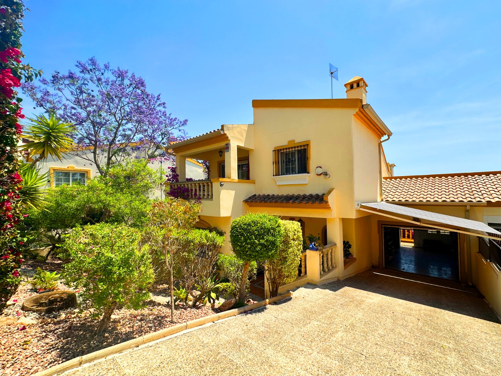 For sale - 3 Bedroom 3 Bathroom Villa in Orihuela Costa - Costa Blanca  - Alicante