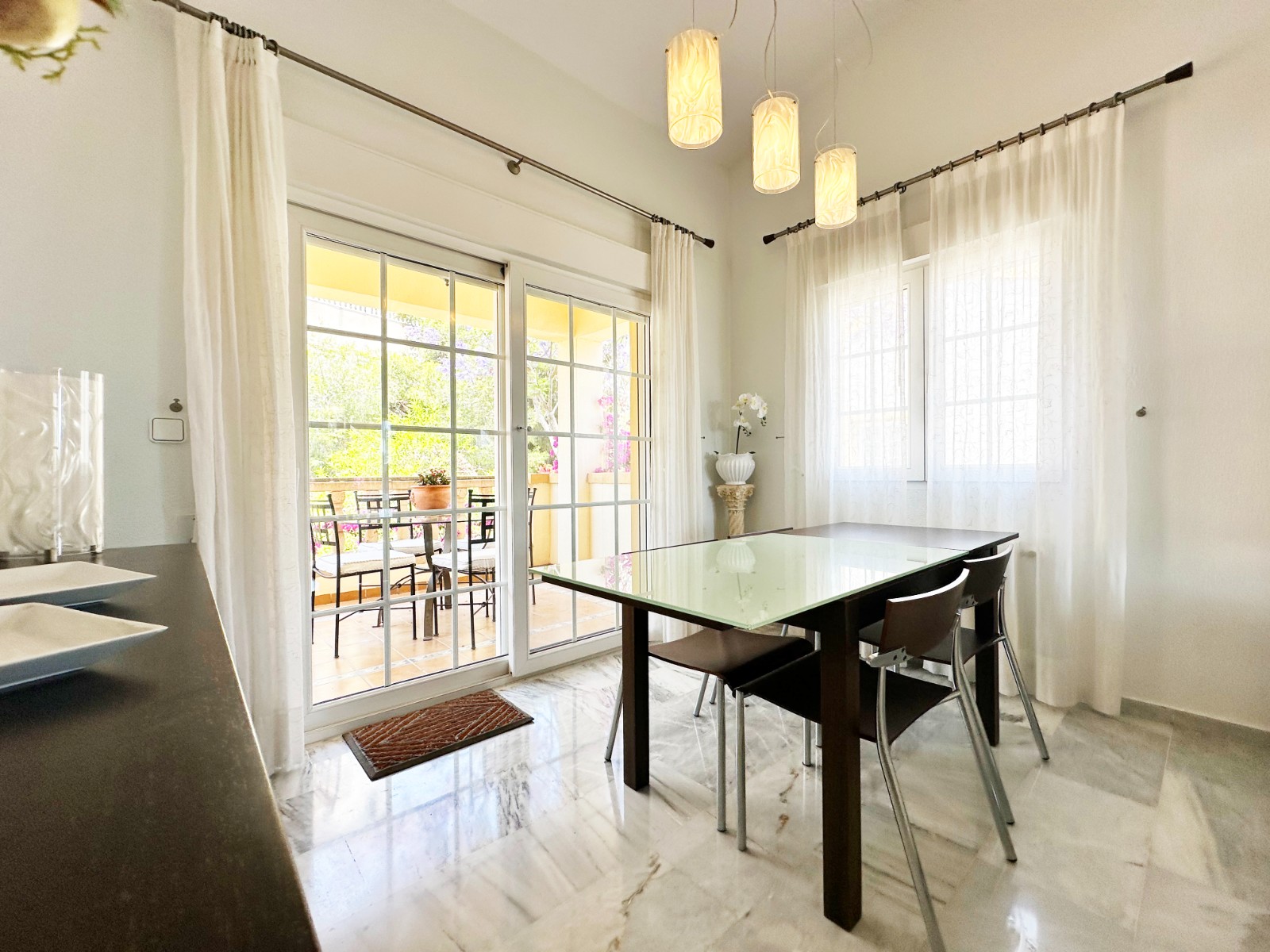 For sale - 3 Bedroom 3 Bathroom Villa in Orihuela Costa - Costa Blanca  - Alicante