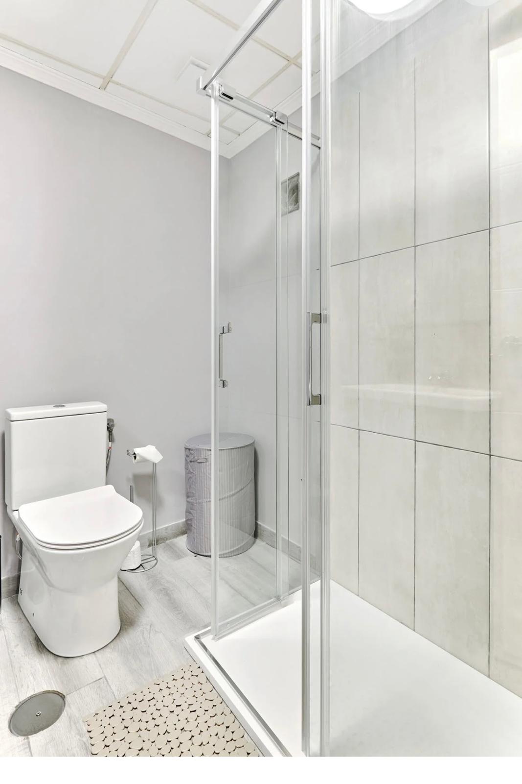 For sale - 2 Bedroom 2 Bathroom Apartment in Torrevieja - Centro  - Alicante