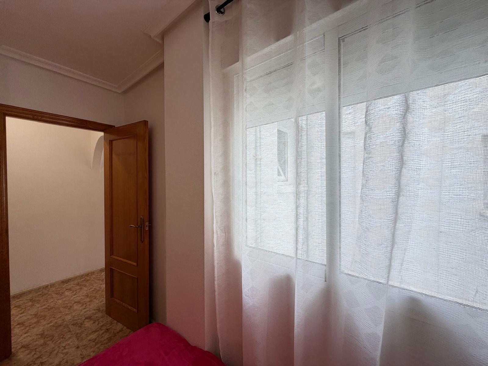 For sale - 2 Bedroom 1 Bathroom Apartment in Torrevieja - Playa Del Cura  - Alicante