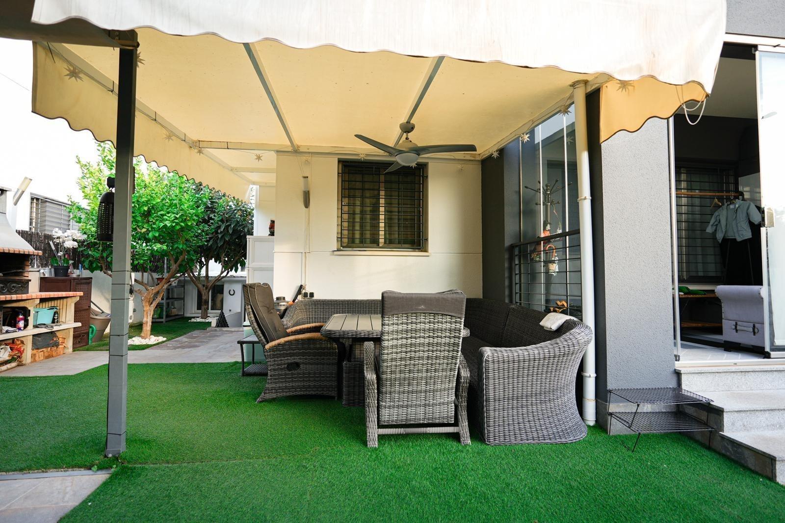 For sale - 3 Bedroom 2 Bathroom Town House in Torrevieja - aguas nuevas  - Alicante