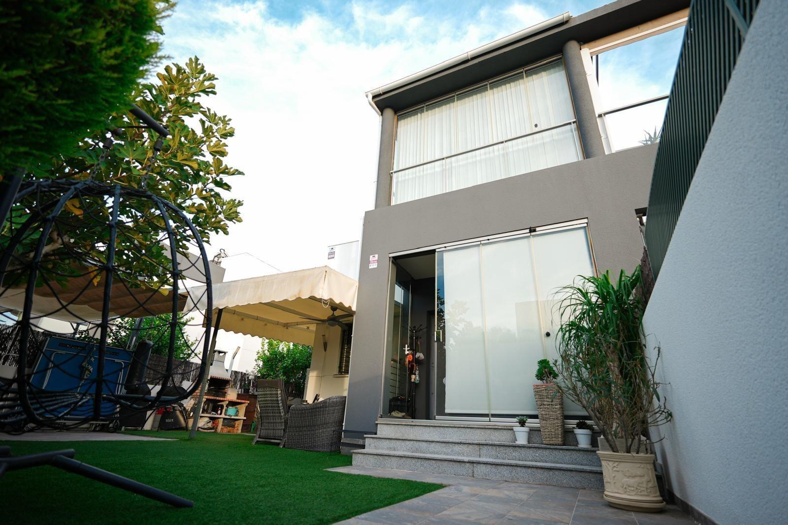 For sale - 3 Bedroom 2 Bathroom Town House in Torrevieja - aguas nuevas  - Alicante