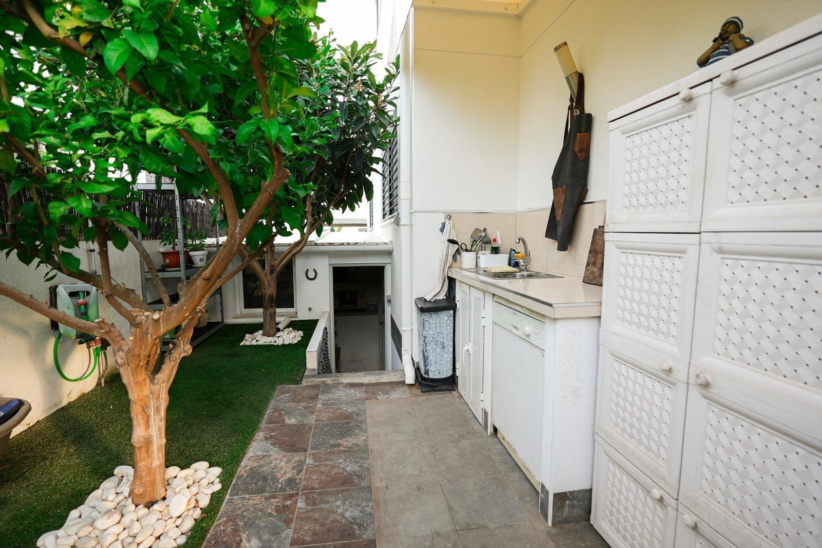 For sale - 3 Bedroom 2 Bathroom Town House in Torrevieja - aguas nuevas  - Alicante