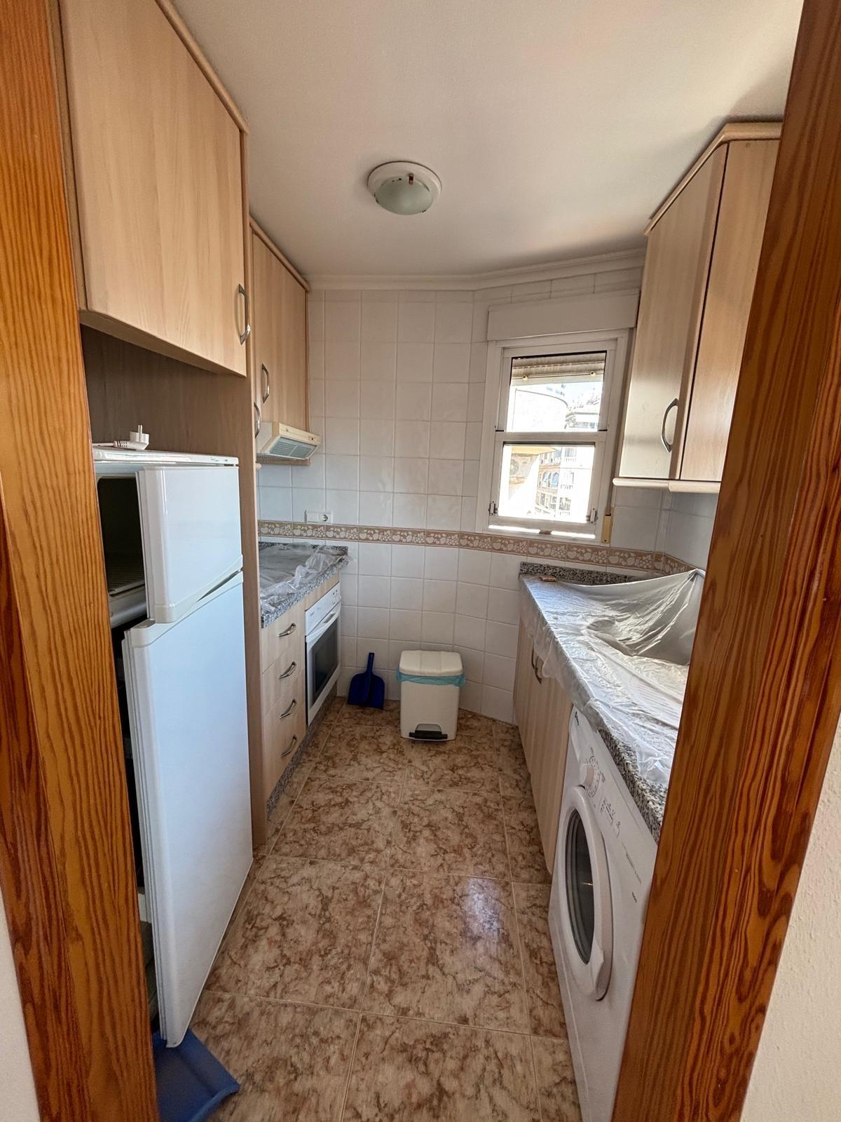 For sale - 3 Bedroom 2 Bathroom Apartment in Torrevieja - Playa Del Cura  - Alicante