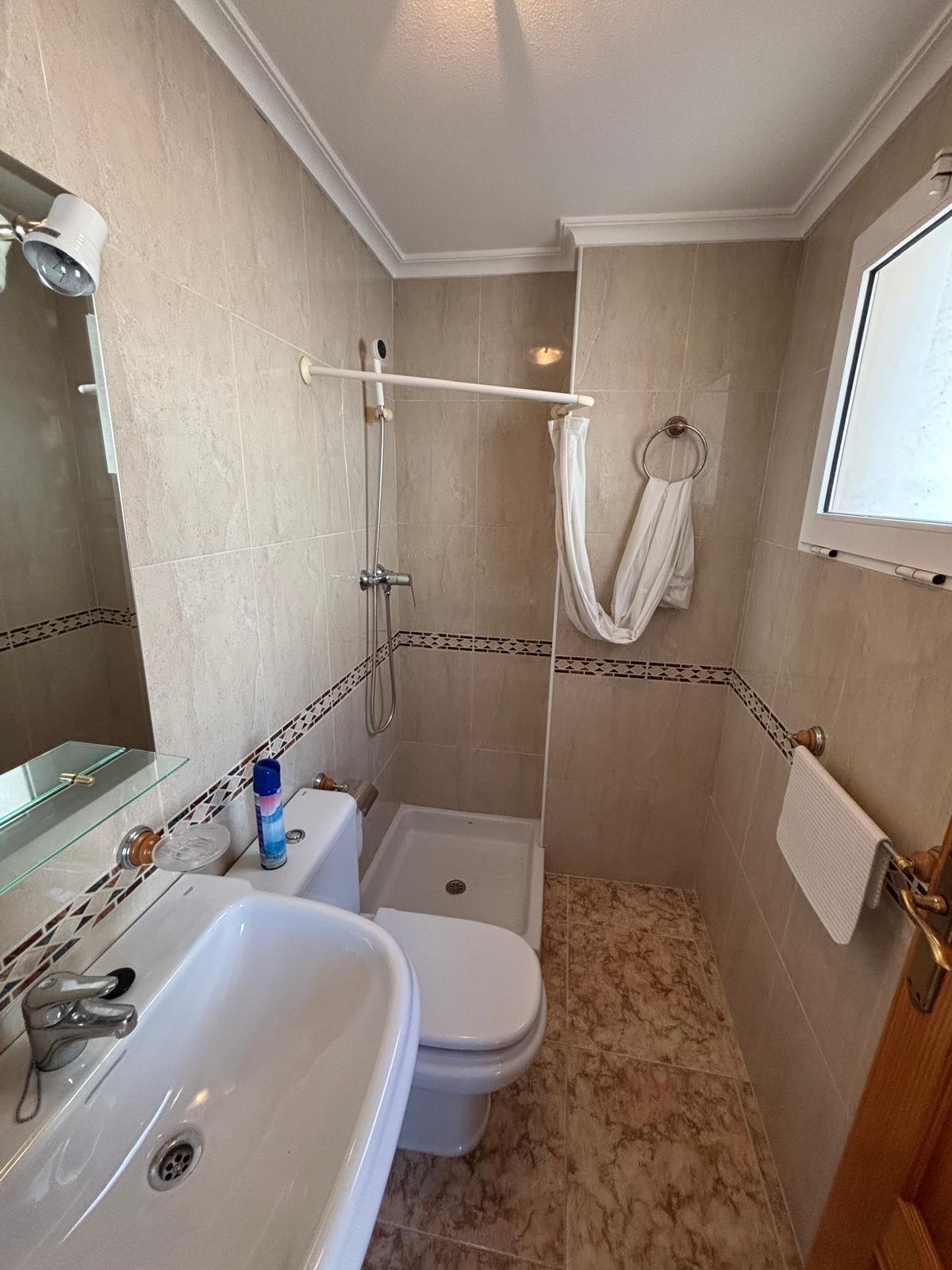 For sale - 3 Bedroom 2 Bathroom Apartment in Torrevieja - Playa Del Cura  - Alicante