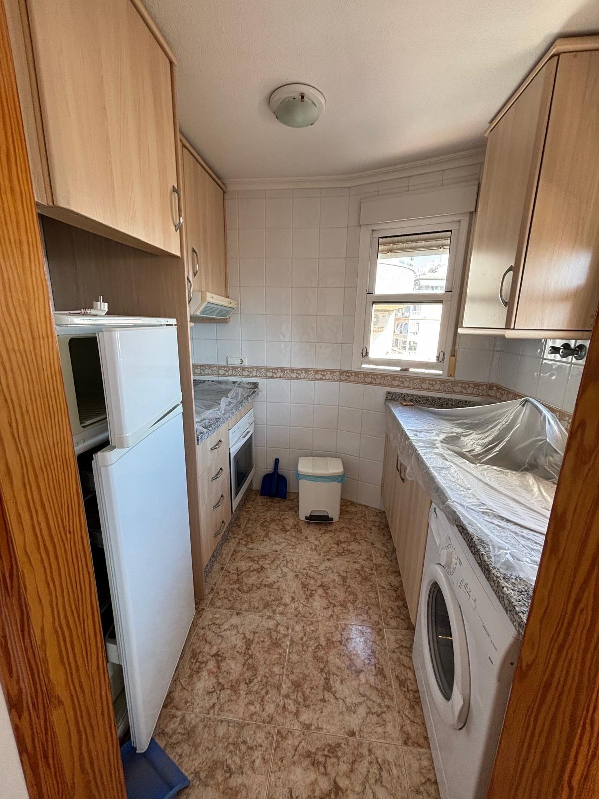 For sale - 3 Bedroom 2 Bathroom Apartment in Torrevieja - Playa Del Cura  - Alicante