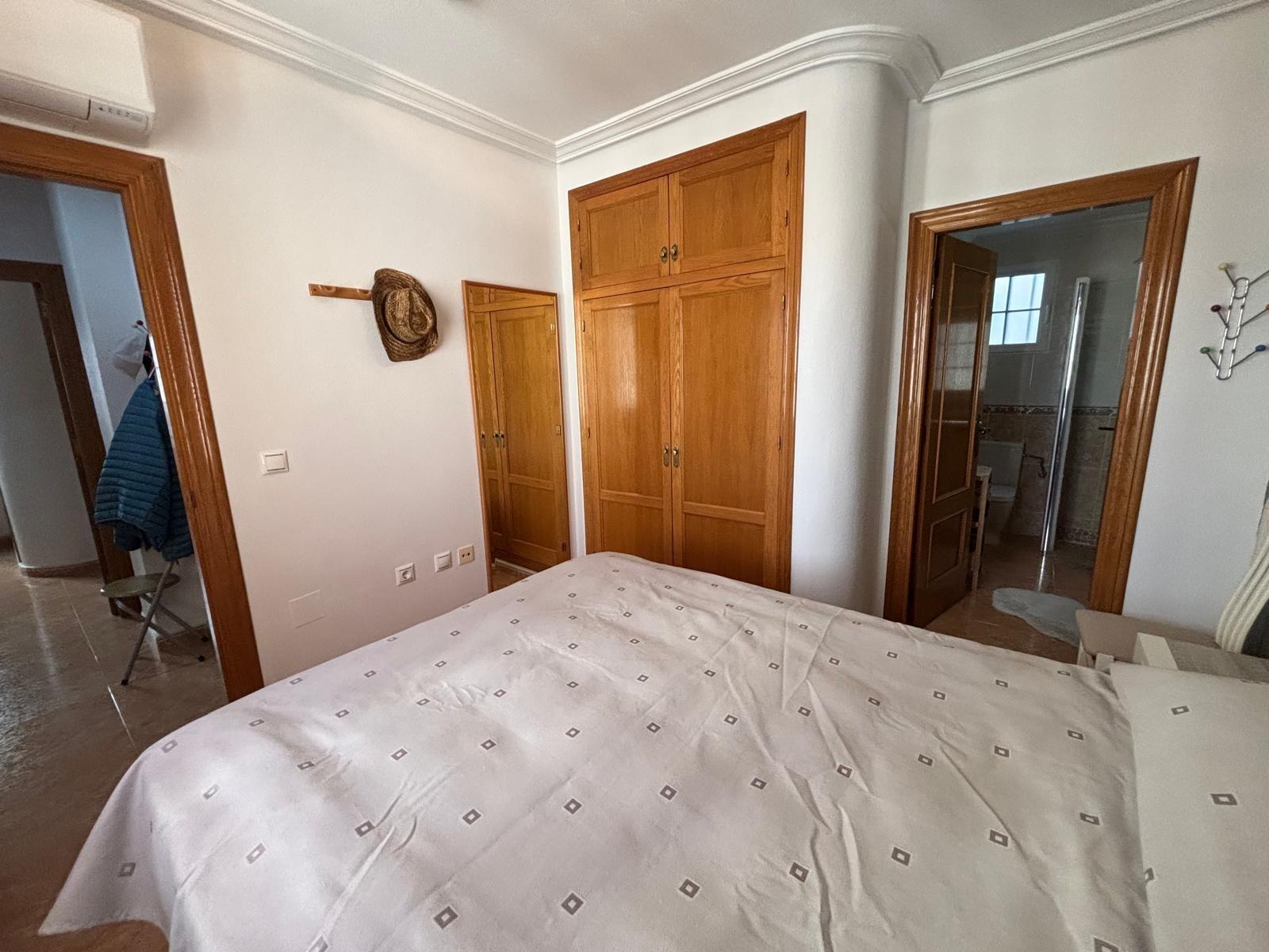 For sale - 3 Bedroom 2 Bathroom Apartment in Torrevieja - Torrevieja  - Alicante